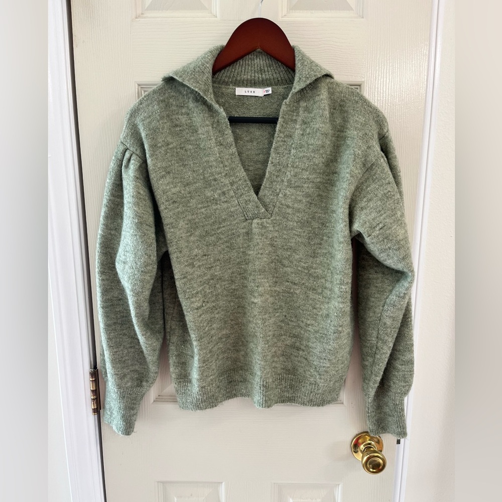 Lush Brand - Women’s sweater - Green (Pistachio)- Size Medium
